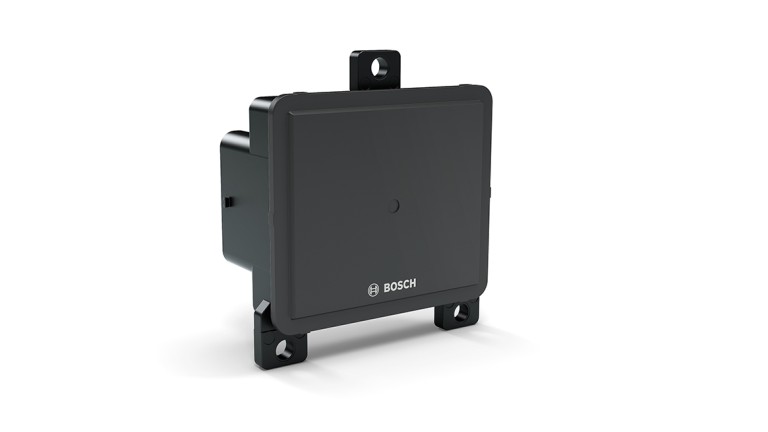 Corner radar sensor for heavy commercial vehicles